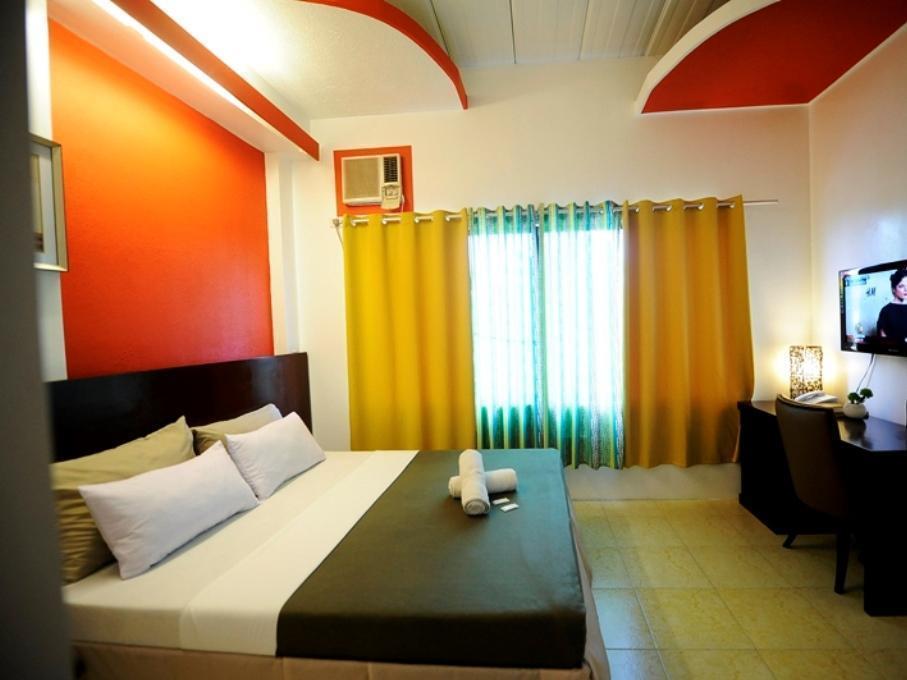 First Pacific Inn Davao City Екстериор снимка