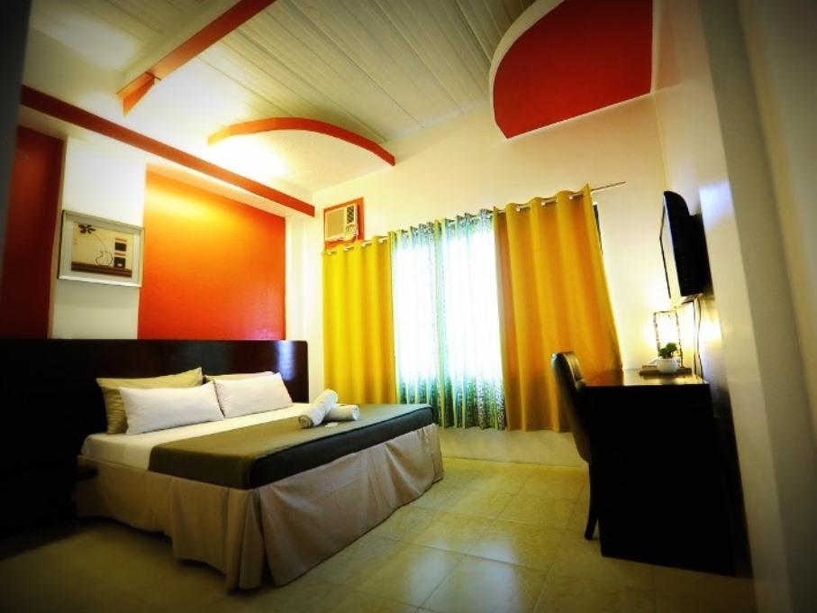 First Pacific Inn Davao City Екстериор снимка