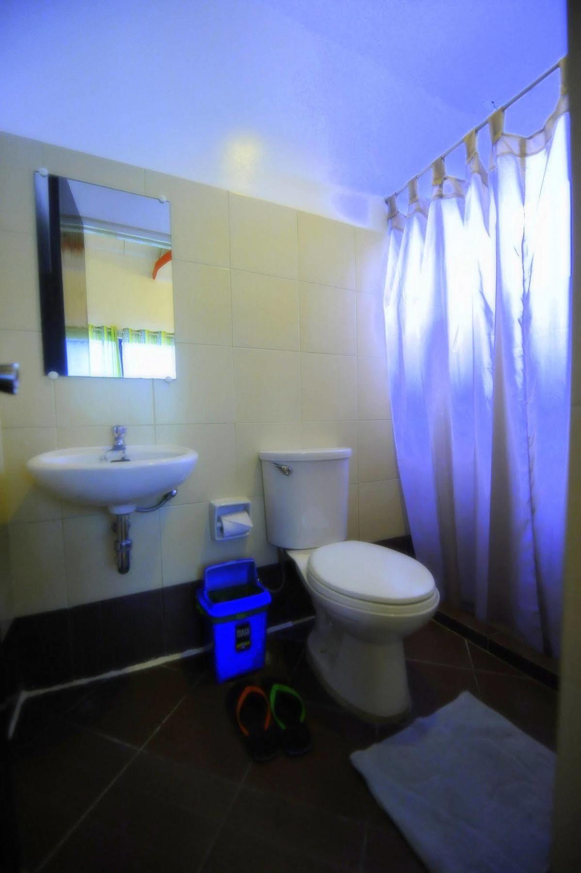 First Pacific Inn Davao City Екстериор снимка