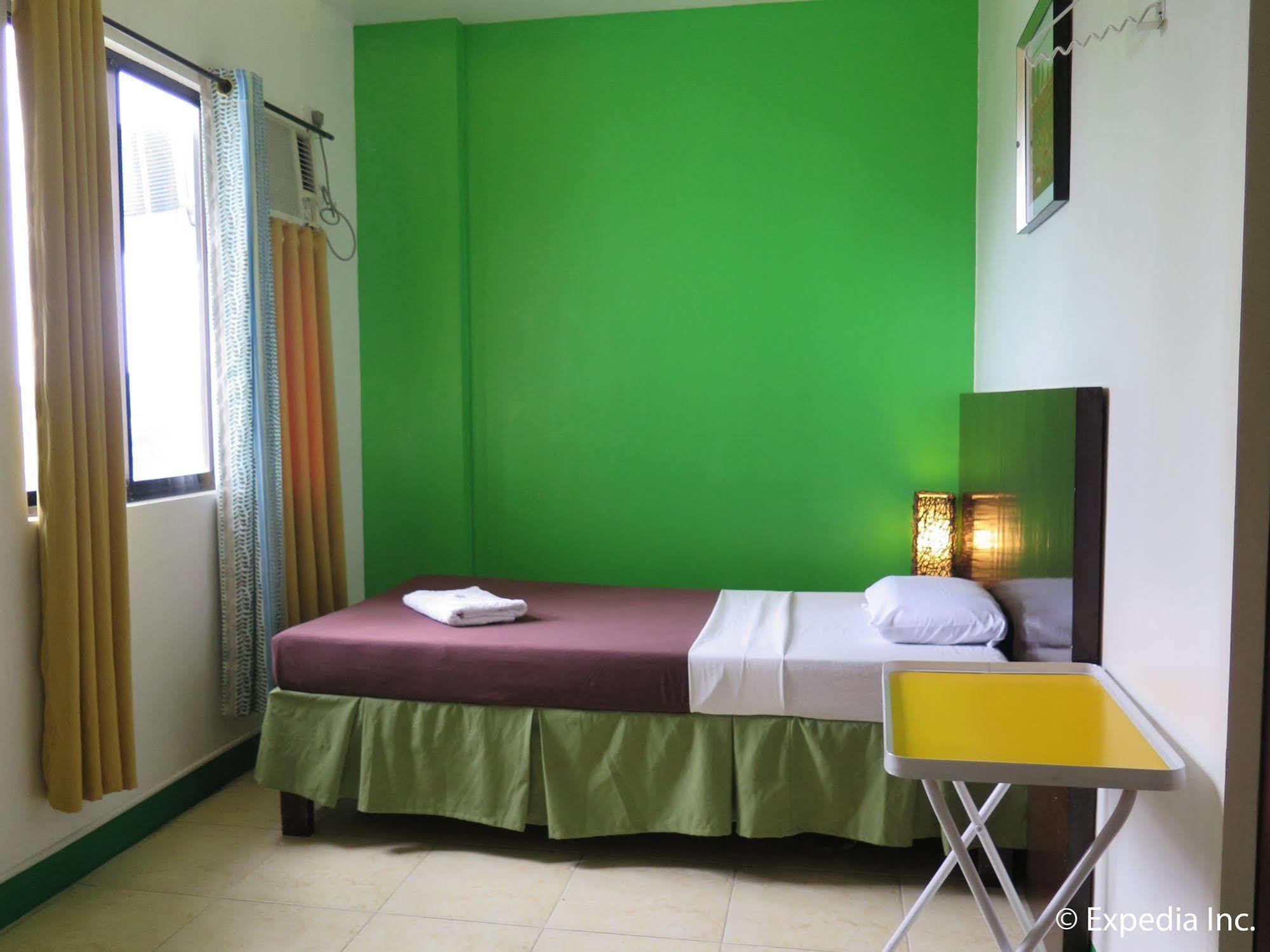 First Pacific Inn Davao City Екстериор снимка