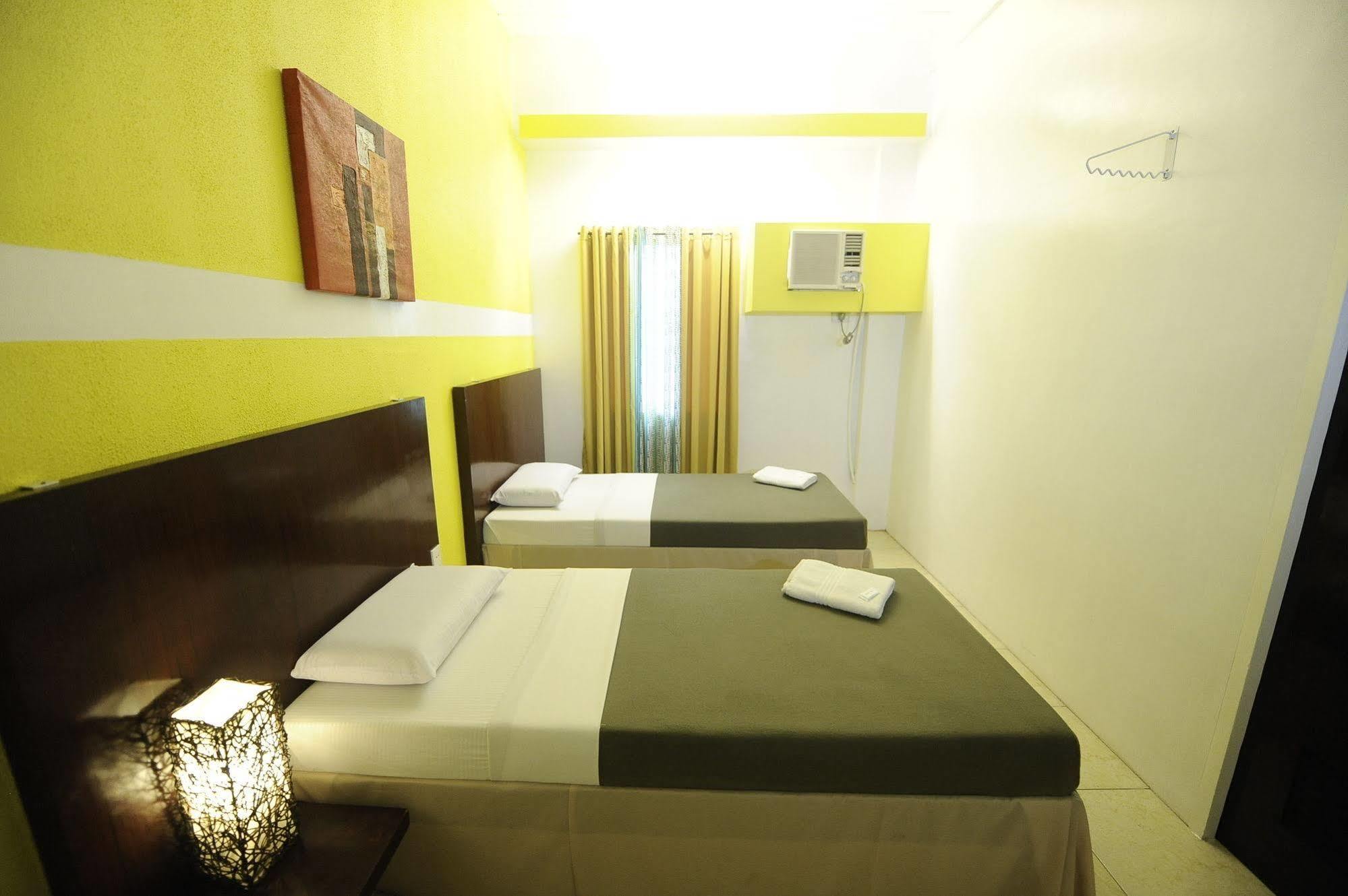 First Pacific Inn Davao City Екстериор снимка